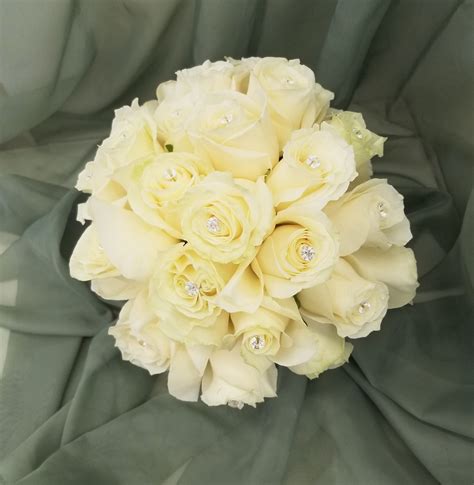 Classic White Rose Bridal Bouquet By Nancy At Belton Hyvee White