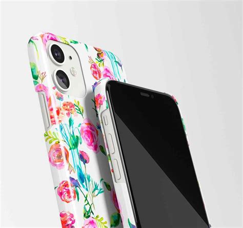 Giant Sparrows Pink Roses Bouquet Phone Case By Gigglyfox