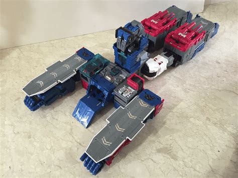 Transformers New Titans Return Fortress Maximus Starship And City