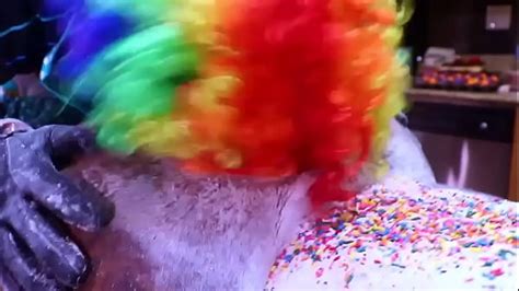 Victoria Cakes Gets Her Fat Ass Made Into A Cake By Gibby The Clown Xxx Mobile Porno Videos