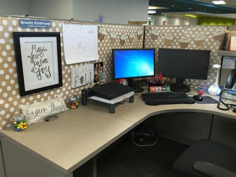 Top And Beautiful Small Cubicle Organization Ideas — Breakpr Cubicle