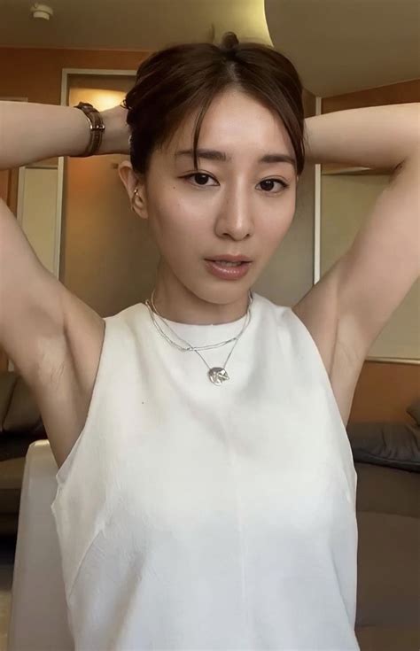 Beautiful Models Mood Pics Fascinator Asian Beauty Armpits Hair
