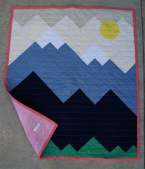 Baby Quilts Of 2016 Baby Quilts Quilts Mountain Quilt Pattern