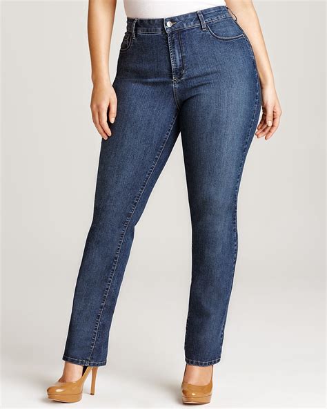 All About Womens Things The Search For The Perfect Pair Of Plus Size Jeans