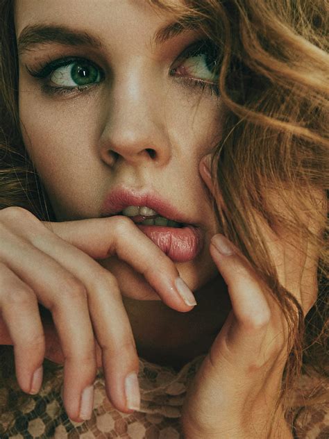 Wallpaper Anastasia Scheglova Face Green Eyes Fingers Model Women 2048x2732 Mazachi