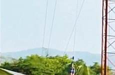 bungee jumping filmato diventa nuda salta thailandia blitz