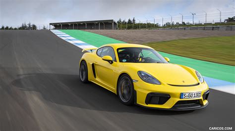 2020 Porsche 718 Cayman Gt4 Color Racing Yellow Front Three