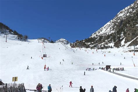 Grandvalira is andorra's biggest ski region and incorporates the resorts of soldeu el tarter, pas de la casa/grau roig, encamp and canillo. Why is Andorra the next big thing in skiing? | Ipanema ...