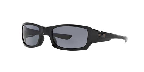 La lunette oakley homme double edge matte black dark grey vous assurera une bonne protection contre le soleil et ses rayons uv. Lunettes de soleil OAKLEY OO 9238 923804 FIVES SQUARED 54 ...