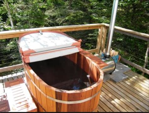 Since traditional japanese soaking tubs are made from wood, that is the material we will be discussing. 2 person japanese tub (With images) | Japanese soaking ...