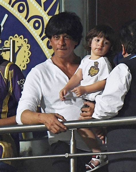 Shah Rukh Khan With His Son