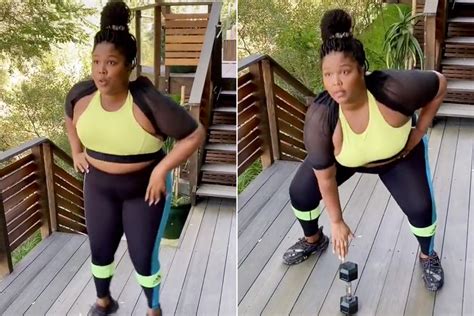 Lizzo Slams Body Shamers In Workout Tiktok I Am Beautiful