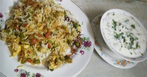 Veg Hyderabadi Biryani With Raita Recipe By Falgooni Mangrola Cookpad
