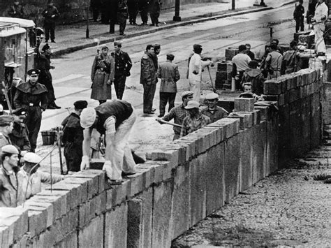 the men who built the berlin wall berlin wall berlin east berlin