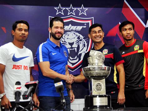 Pemain baru man united, henrikh mkhitaryan akan menyarung jersi no 22 iaitu no yang sama digunakan ketika di ukraine semasa awal pembabitannya dalam bola sepak. JDT Perkenal Jersi Baru Musim 2017/2018 - MYNEWSHUB