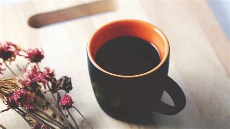 Tekstur daging buah duri hitam yang khas. 15 Kata-Kata tentang Kopi Hitam yang Penuh Makna | PosKata