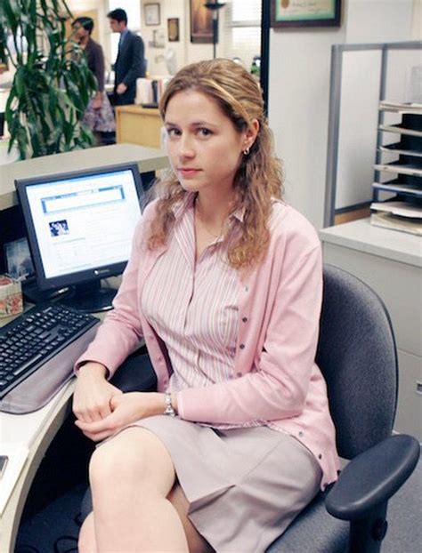 Jenna Fischer In Jenna Fischer Pam The Office Office Fashion