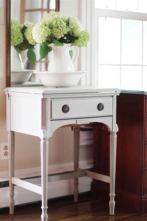 See more ideas about sewing machine, old sewing machines, sewing machine cabinet. ..what to do with those old sewing machine cabinets. | DIY | Sewing, Sewing cabinet, Old sewing ...