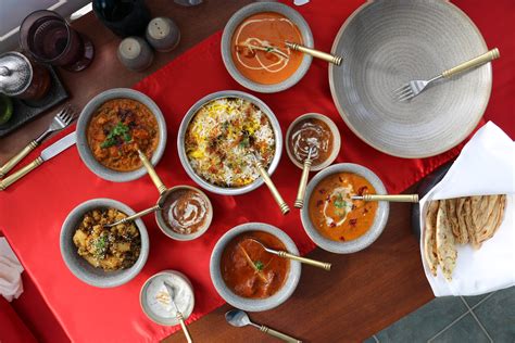 The roots of indian restaurants and food markets go back to the 1940s and today the tradition continues. Best Indian Restaurants in Dubai - Sana