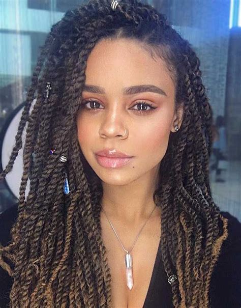 23 Hot Marley Twist Hairstyles To Try Right Now Stayglam Marley