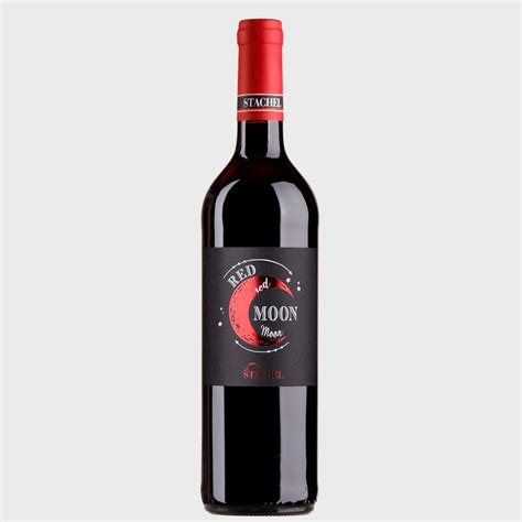We are a community of creative and diverse individuals who come together. Red Moon - Weingut Stachel