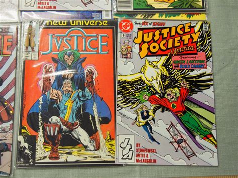 Lot Of 10 Comics Justice Marvel Dc