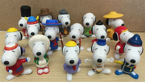 Mcdonalds Snoopy World Tour Toy Figures 7 10cm Peanuts Character Ebay