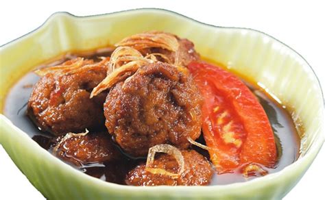 Kuah semur membuatnya semakin sempurna. √ KREASI SEMUR TAHU BULAT ISI TELUR PUYUH YANG NIKMAT ...