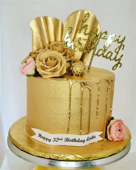Looking For A Special Golden Birthday Cake For Your Childs Birthday