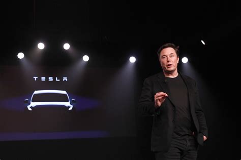 Elon Musk Promises Fleet Of 1 Million Tesla ‘robotaxis In 2020 Big Think