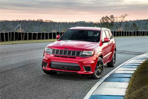 Jeep Grand Cherokee Trackhawk Worlds Most Powerful Suv Motoauto