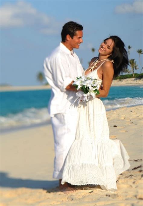 32.6m members in the askreddit community. Frequently Asked Questions for Getting Married in The Bahamas