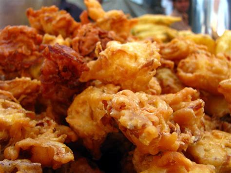 Pakora Recipe Indian Pakistani Vegetable Fritters Whats4eats