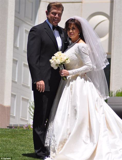 I Can T Breathe But I M In It Marie Osmond Remarries Her First Husband Wearing The Same