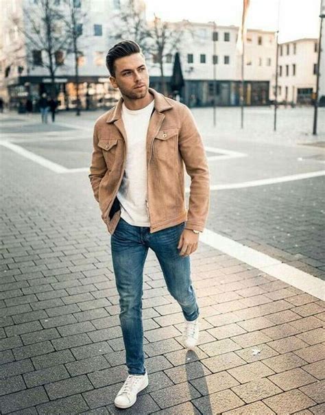 8 Awe Inspiring Casual Outfits For Men To Wear On 1st Date
