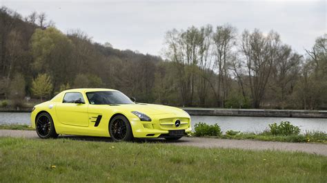 One Of Nine Mercedes Benz Sls Amg Electric Drives Is Up For Sale Autoblog