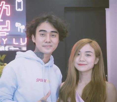Đạt g du uyên hoài lâm cindy lư phản pháo mỉa mai vợ cũ. Đạt G phanh phui tình cũ Du Uyên coi thường gia đình mình?
