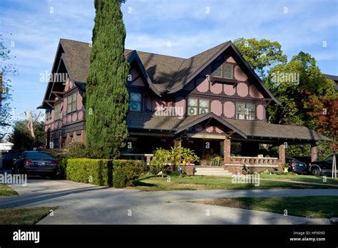 Historic Craftsman Style Homes In The West Adams District Of Los