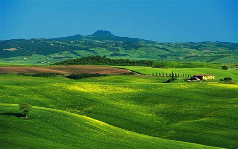 Download Wallpapers Tuscany Italy Field Hills Summer For Desktop
