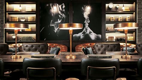 Vegass Newest Cigar Bar Is Great For Food Lovers Too Robb Report