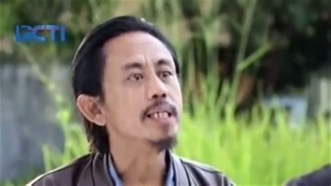 Di tubuh kang pipit tampak dipasang elektrokardiogram atau biasa disingkat sebagai ekg. Lucunya Tokoh dalam Sinetron Preman Pensiun | Kabar Bagus ...