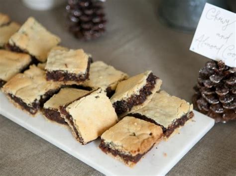 We firmly believe that everyone should be able to enjoy pasta in this life, no matter which dietary · get chocolate almond sandwich cookies recipe from food network. Chewy Fig and Almond Cookies | Recipe | Almond meal ...