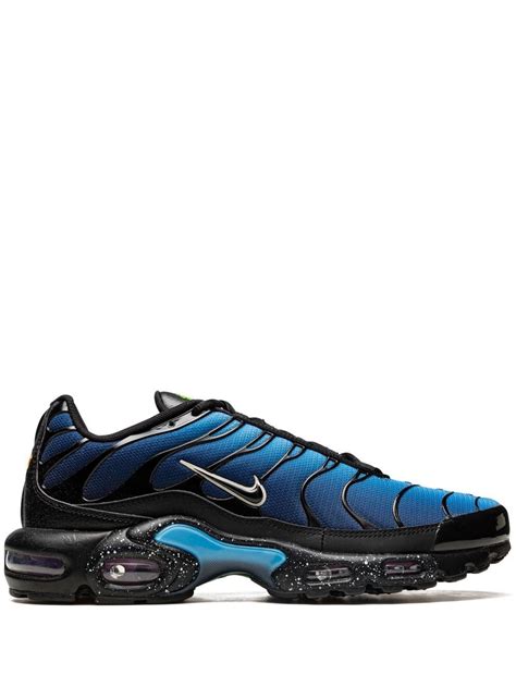 Nike Air Max Plus Sneakers In Black Modesens