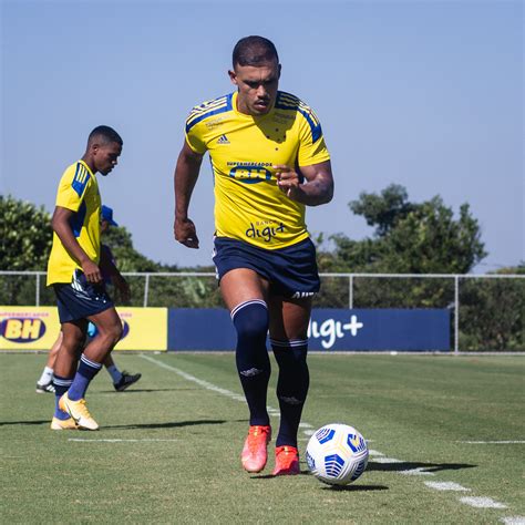 Daftar stasiun tv penyiar copa américa 2021. Saiu a lista! Cruzeiro divulga relacionados para o jogo ...