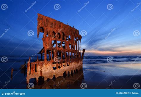 Peter Iredale Shipwreck Stock Photo Image Of Astoria 40762462