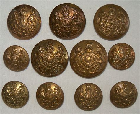 Set Of British Ww1general Service Brass Buttonsfor Army Service