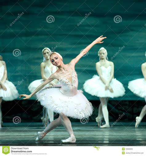 Russian Royal Ballet Perform Swan Lake Editorial Stock Photo - Image of fashion, perform: 15950333