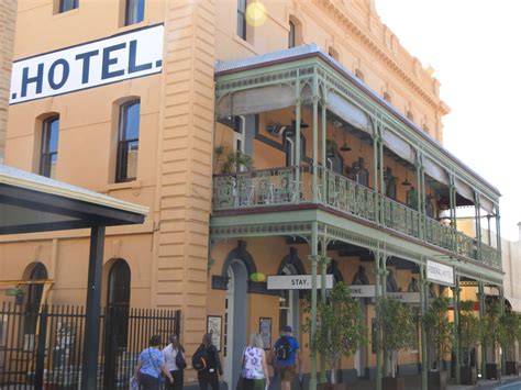 Early Fremantle Hotels Walking Tour
