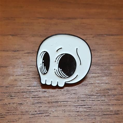 Skully Head Enamel Pin 1000 Pin And Patches Cute Pins