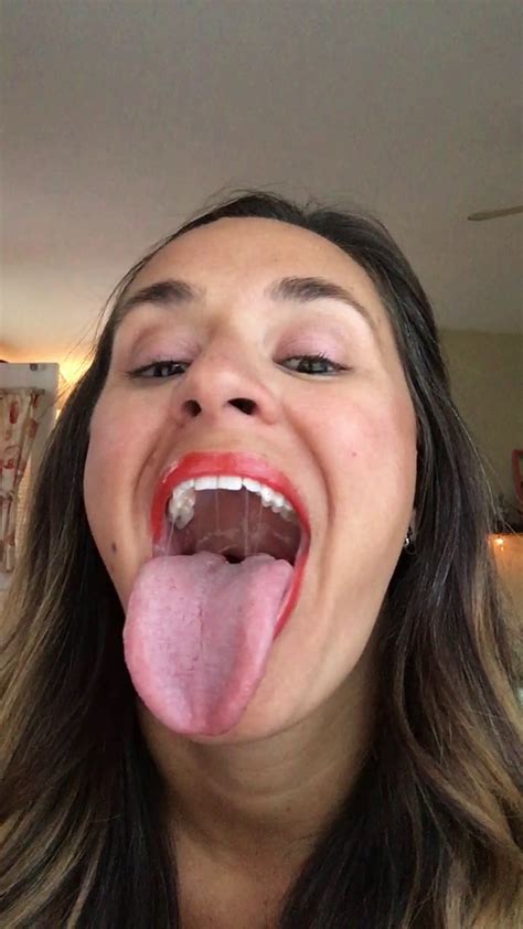 Name Porn Stars With Long Tongues Reply 3536181 Porn
